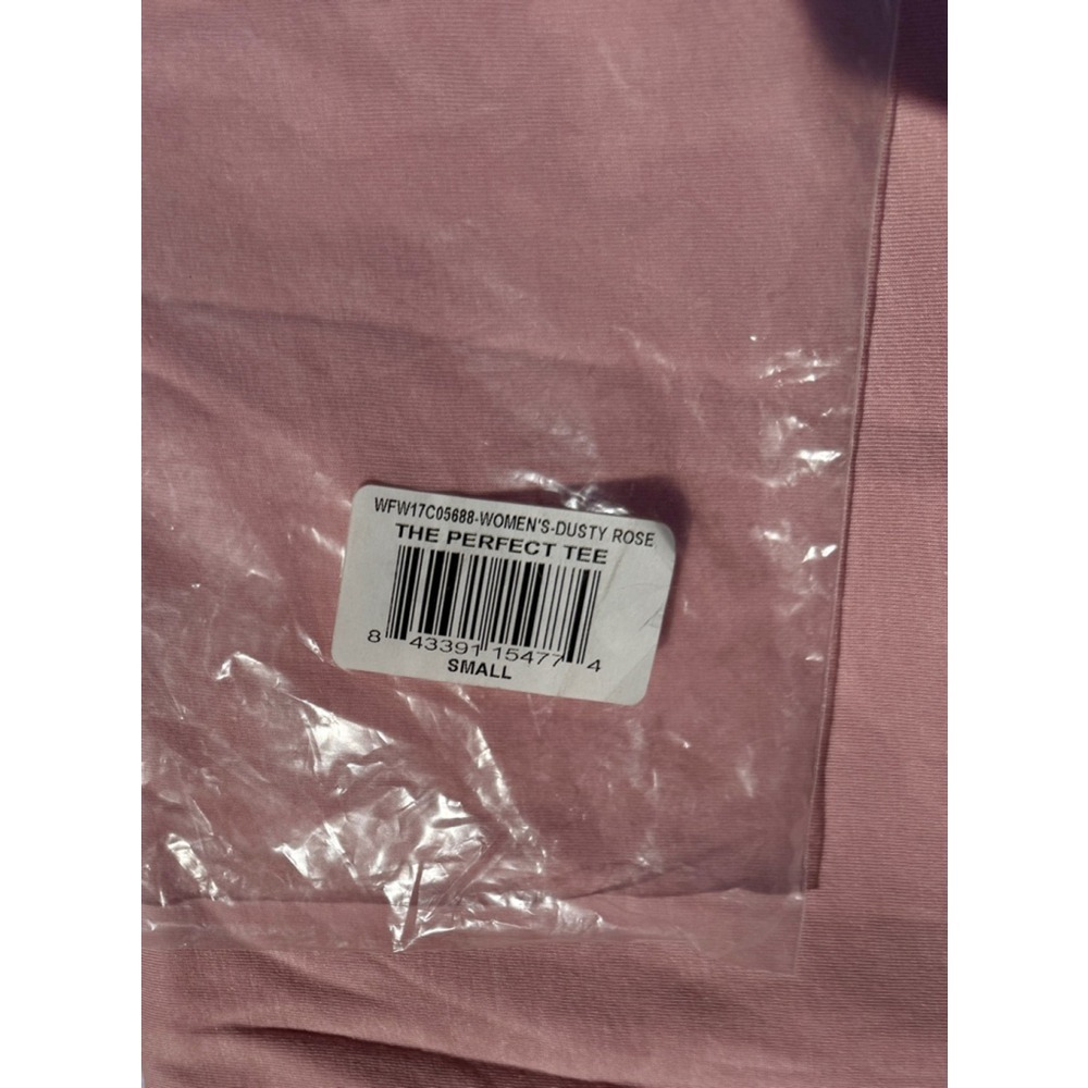 APL Perfect Tee Dusty Rose
Minimalist Luxury Athleisure Top Small Made in USA - Picture 8 of 9